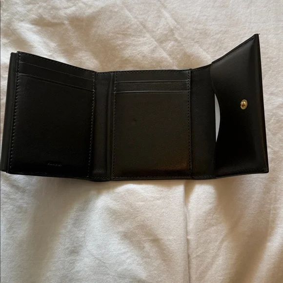 Vince Nappa Simple Trifold Wallet